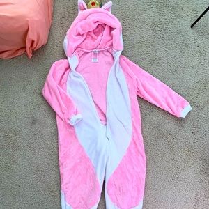 ✨✨Prince cat peach onesie! 🐱 🍑 👑 ✨✨